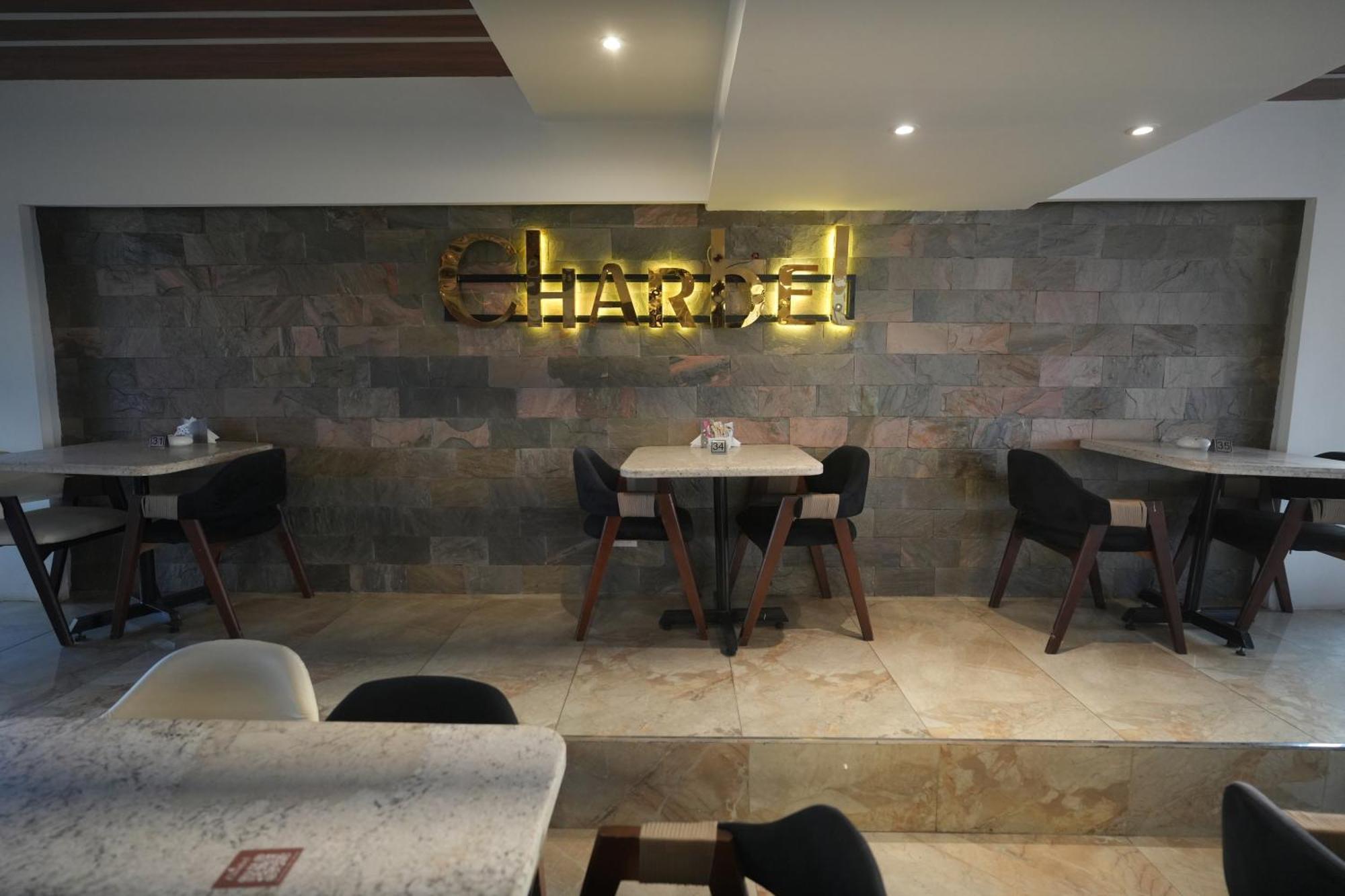 Mar Charbel Hotel Каїр Екстер'єр фото