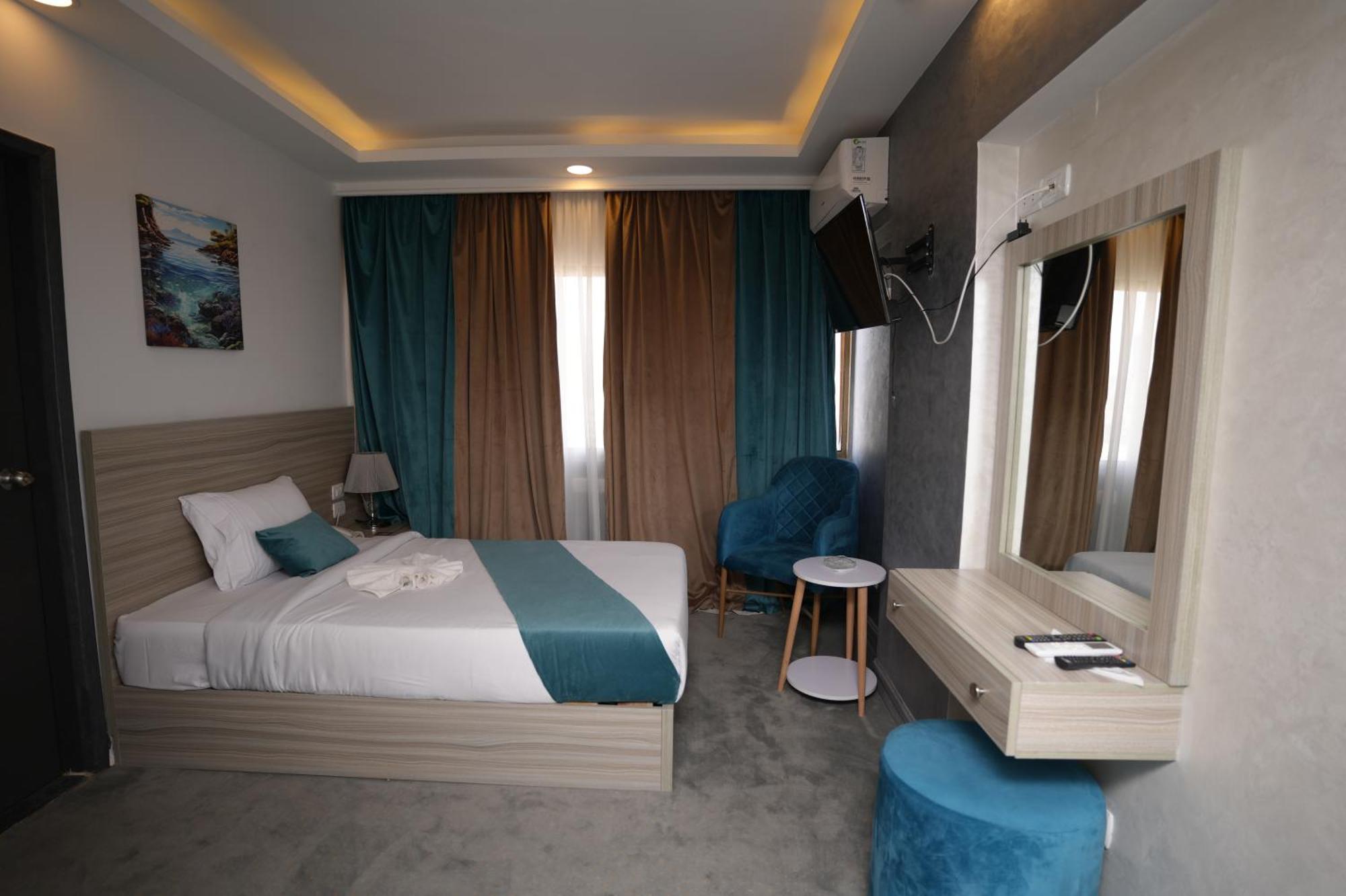 Mar Charbel Hotel Каїр Екстер'єр фото